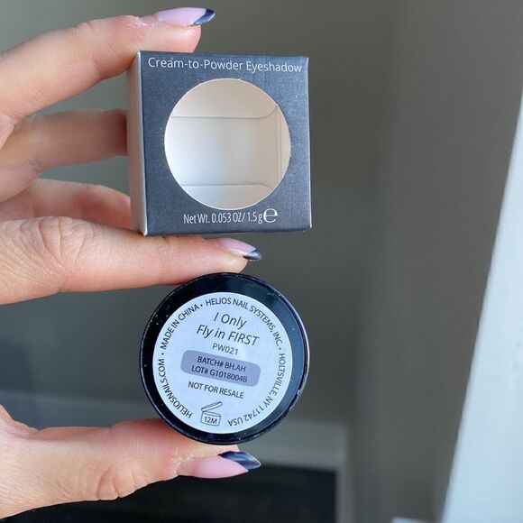 5 Piece Makeup Bundle-Not Used - Picture 8 of 9